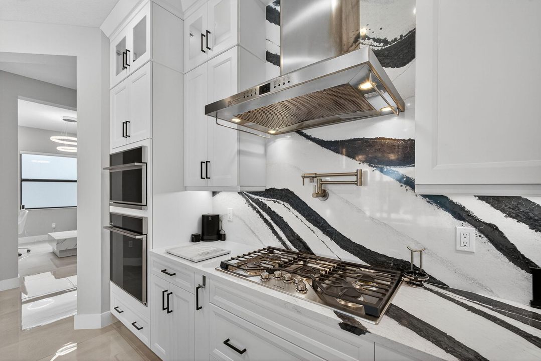 待售: $1,280,000 (3 贝兹, 3 浴室, 2642 平方英尺)