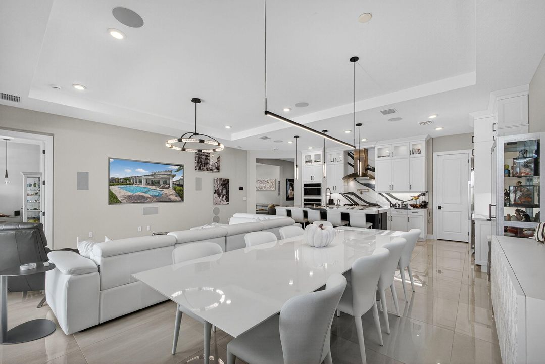 待售: $1,280,000 (3 贝兹, 3 浴室, 2642 平方英尺)