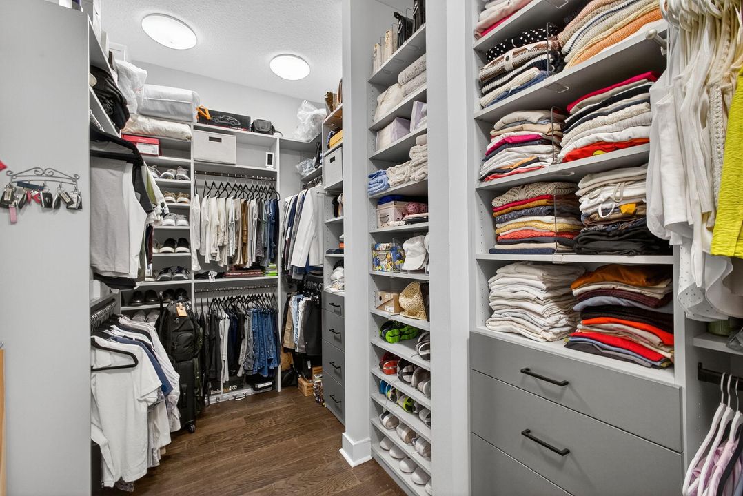 待售: $1,280,000 (3 贝兹, 3 浴室, 2642 平方英尺)