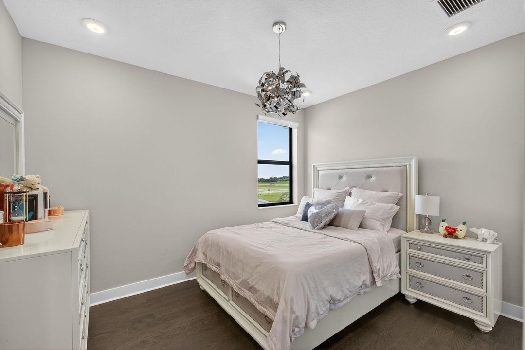 待售: $1,280,000 (3 贝兹, 3 浴室, 2642 平方英尺)