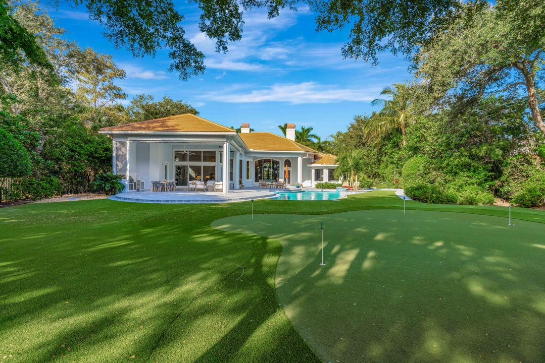 For Sale: $5,495,000 (4 beds, 5 baths, 5089 Square Feet)