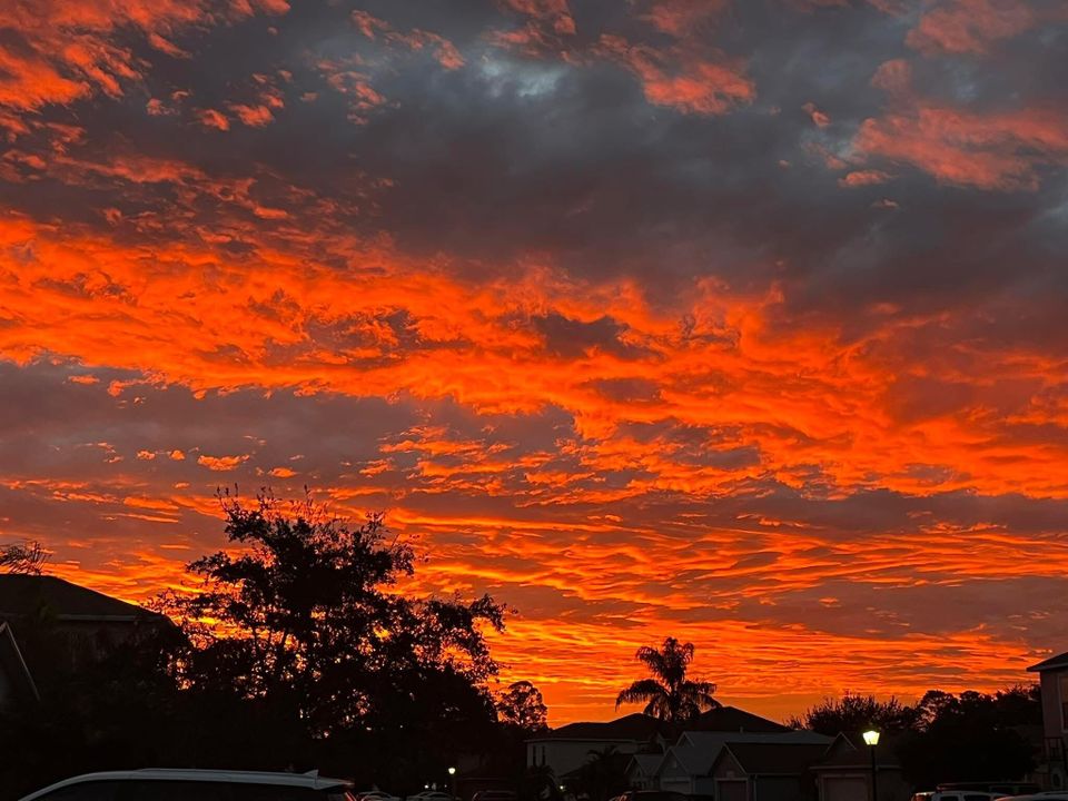 For Sale: $315,000 (3 beds, 2 baths, 1620 Square Feet)