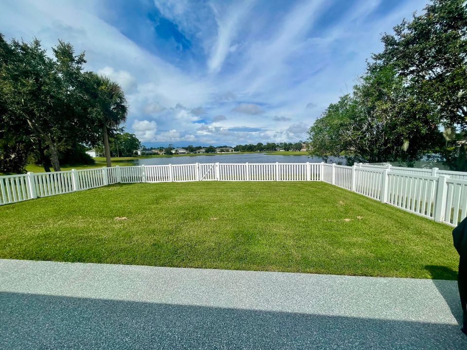 For Sale: $315,000 (3 beds, 2 baths, 1620 Square Feet)