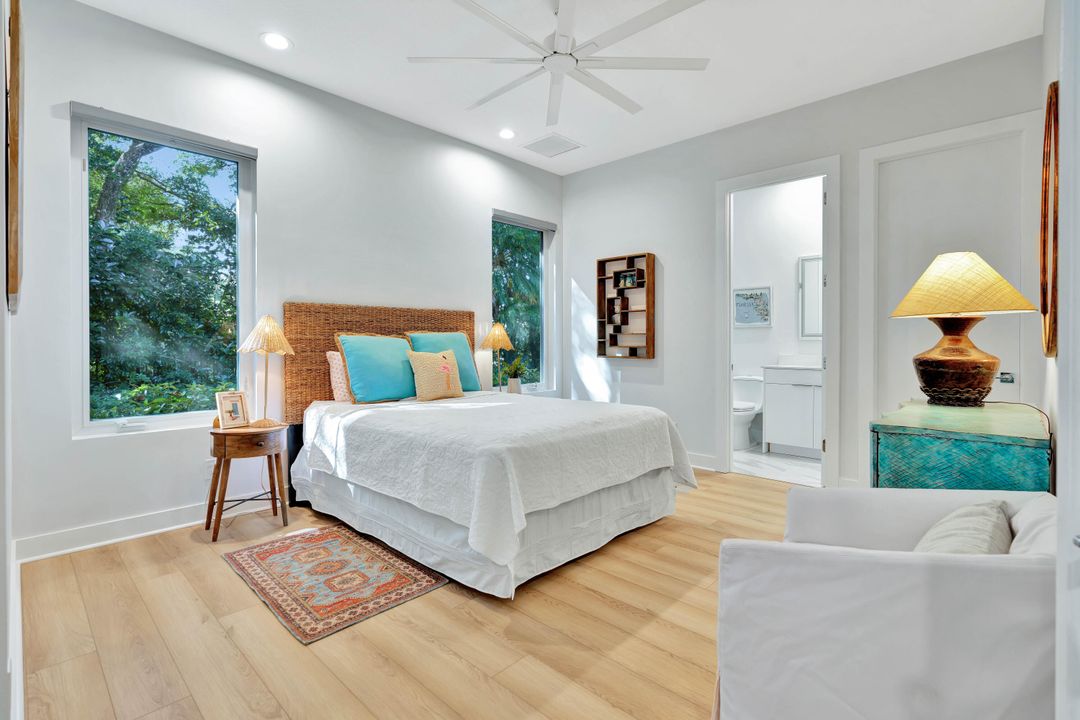 For Sale: $5,495,000 (4 beds, 5 baths, 5089 Square Feet)