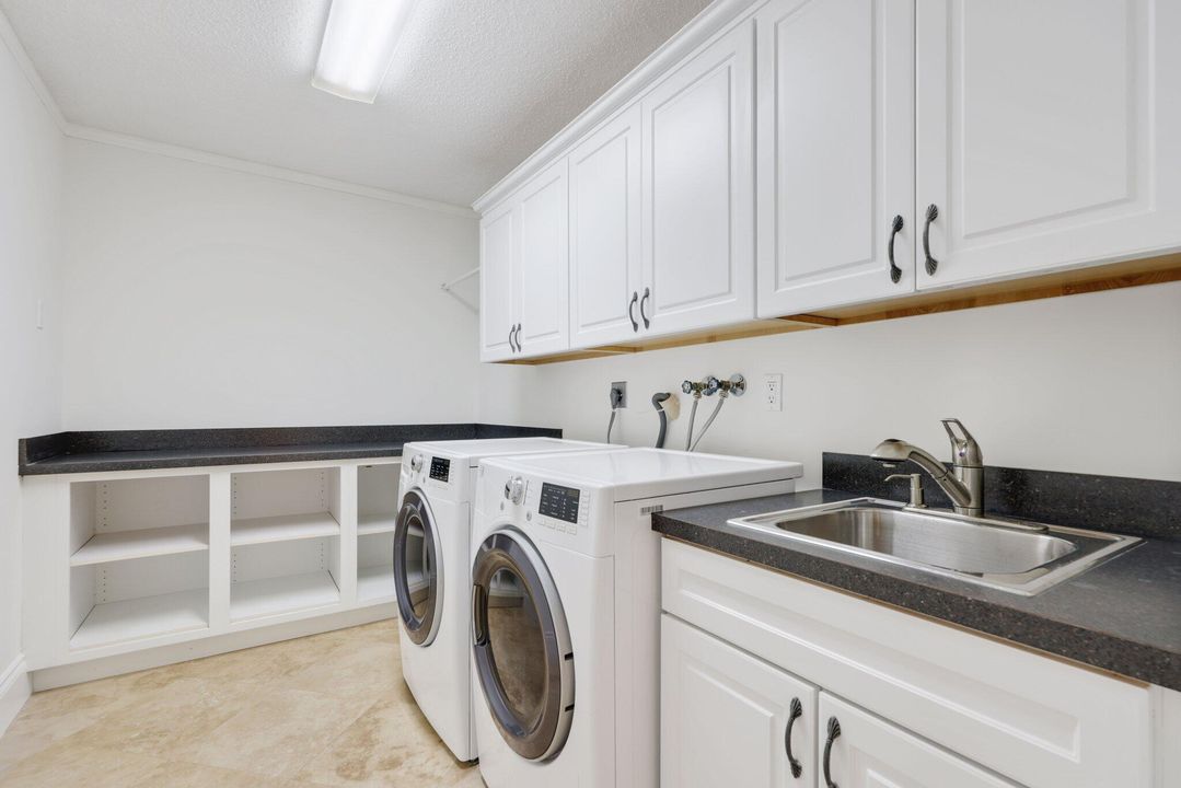 Active With Contract: $1,999,900 (4 beds, 3 baths, 3574 Square Feet)