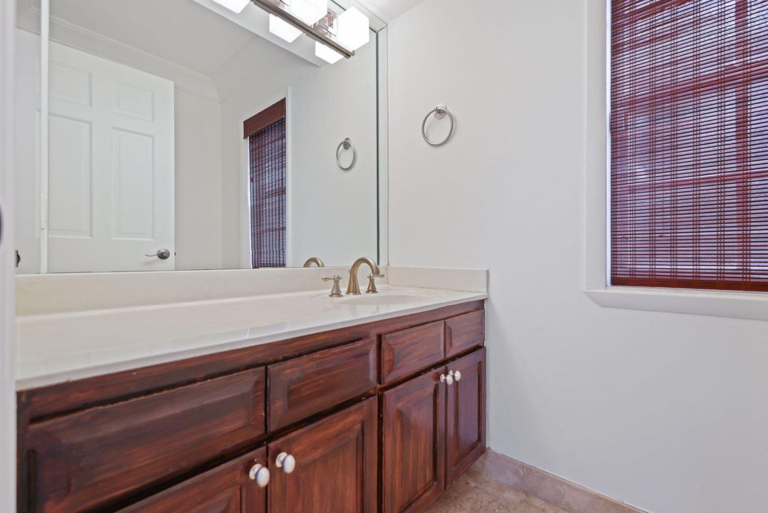 Active With Contract: $1,999,900 (4 beds, 3 baths, 3574 Square Feet)