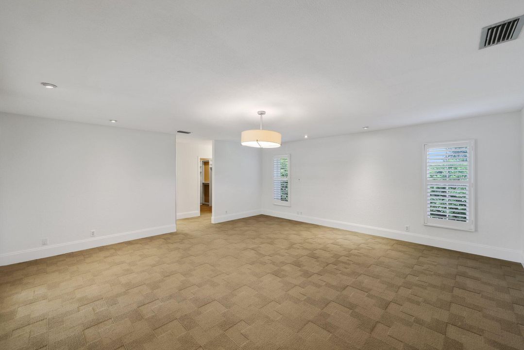 Active With Contract: $1,999,900 (4 beds, 3 baths, 3574 Square Feet)