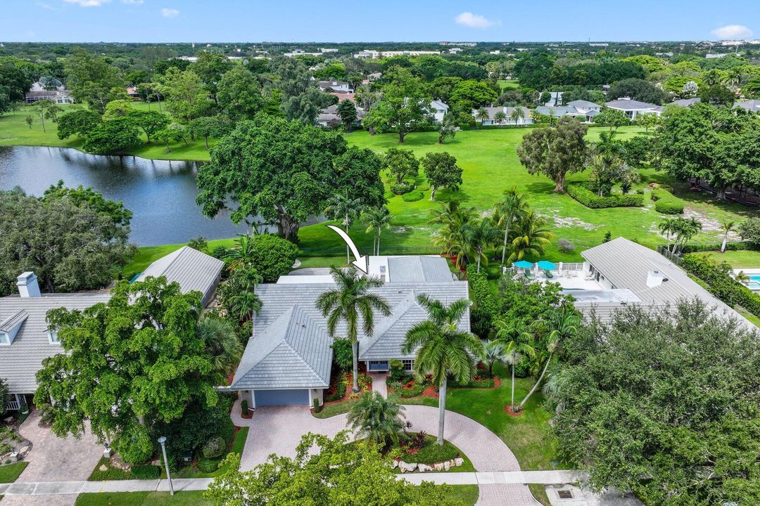 Active With Contract: $1,999,900 (4 beds, 3 baths, 3574 Square Feet)