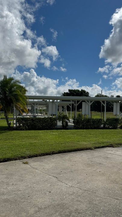 En Venta: $98,900 (2 camas, 1 baños, 896 Pies cuadrados)