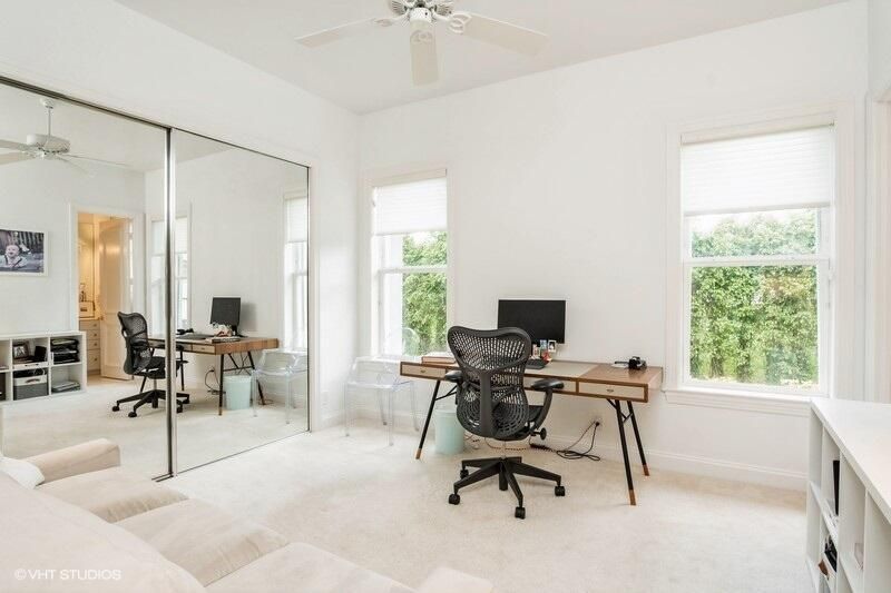 Active With Contract: $1,499,000 (3 beds, 2 baths, 3319 Square Feet)