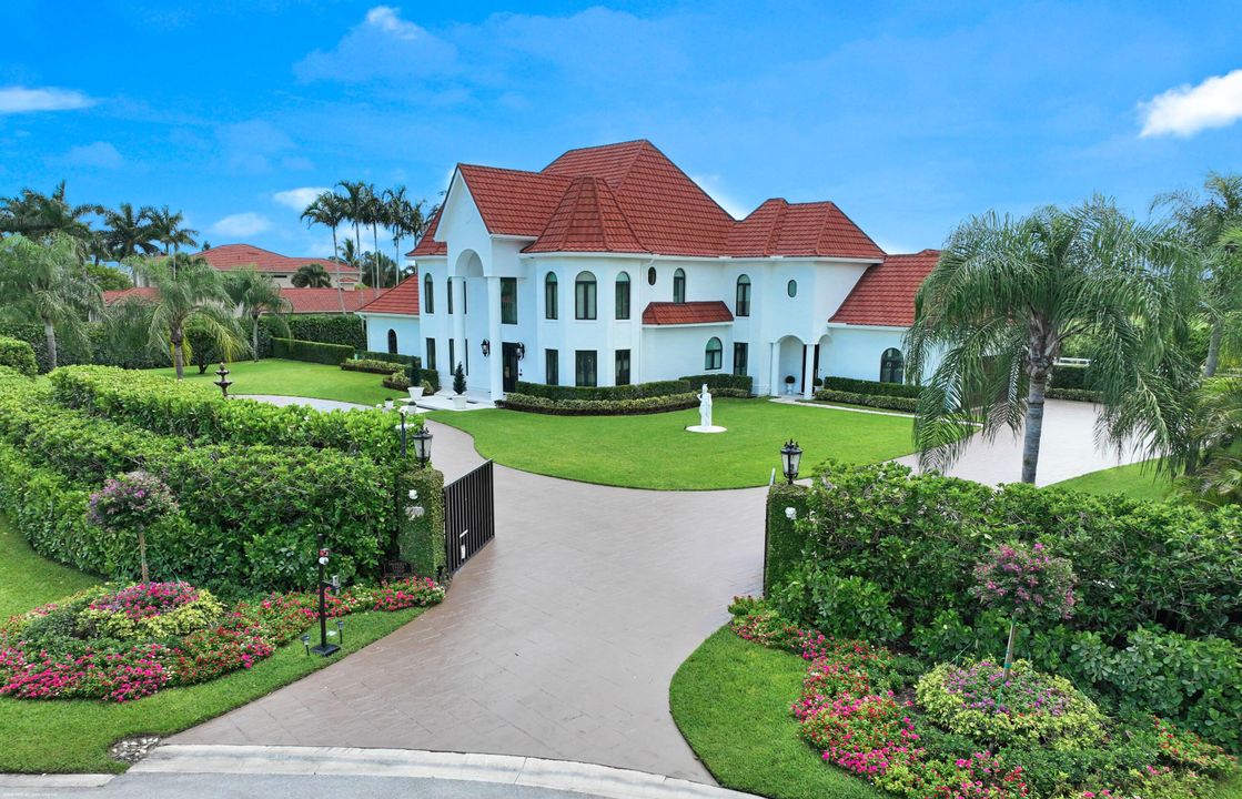 En Venta: $4,867,000 (5 camas, 4 baños, 4619 Pies cuadrados)