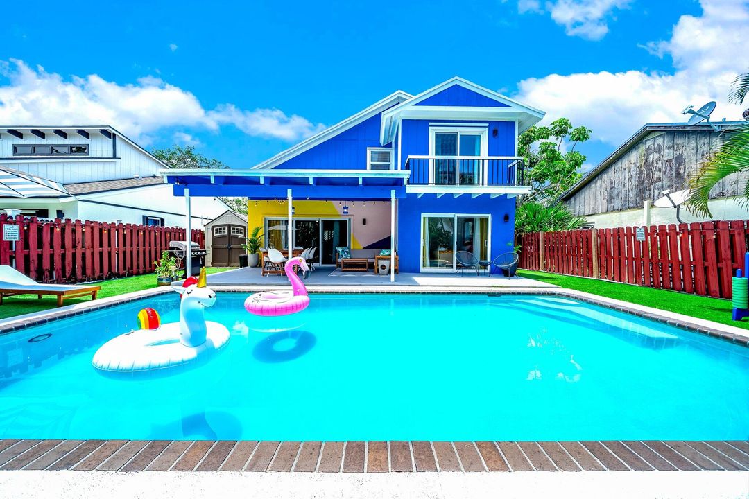 Recently Sold: $795,000 (3 beds, 2 baths, 1630 Square Feet)