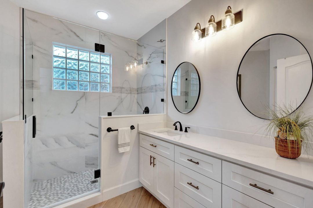 For Rent: $12,000 (3 beds, 2 baths, 2118 Square Feet)