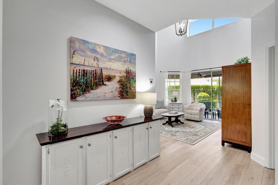 For Rent: $12,000 (3 beds, 2 baths, 2118 Square Feet)