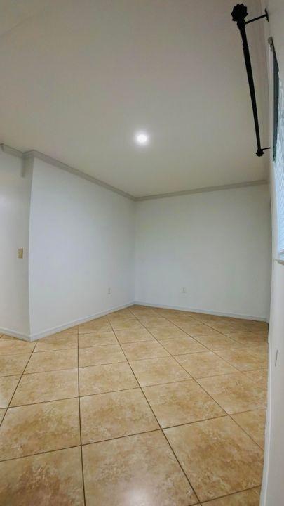 出租: $3,450 (2 贝兹, 2 浴室, 1200 平方英尺)