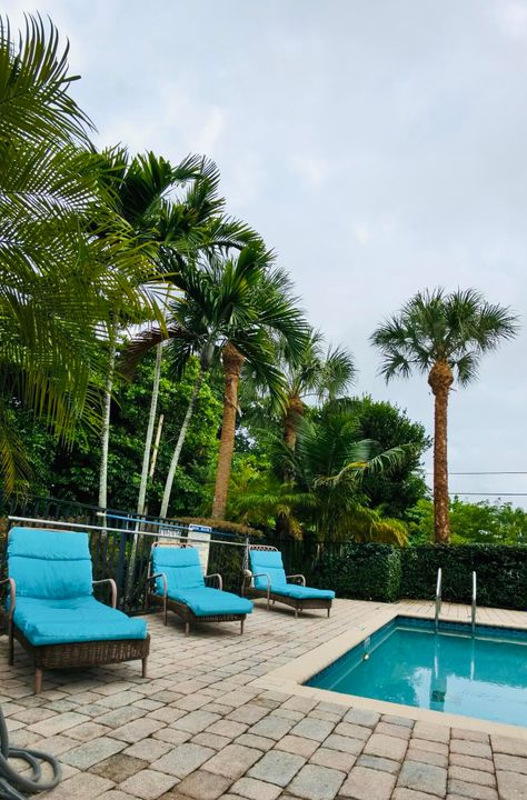 出租: $3,450 (2 贝兹, 2 浴室, 1200 平方英尺)