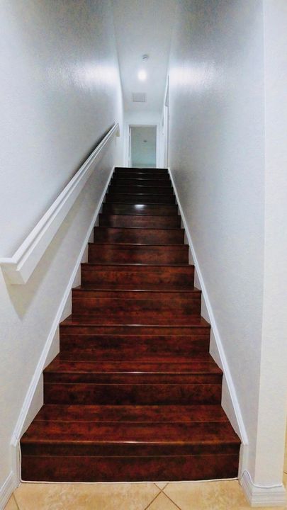 出租: $3,450 (2 贝兹, 2 浴室, 1200 平方英尺)