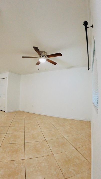 出租: $3,450 (2 贝兹, 2 浴室, 1200 平方英尺)