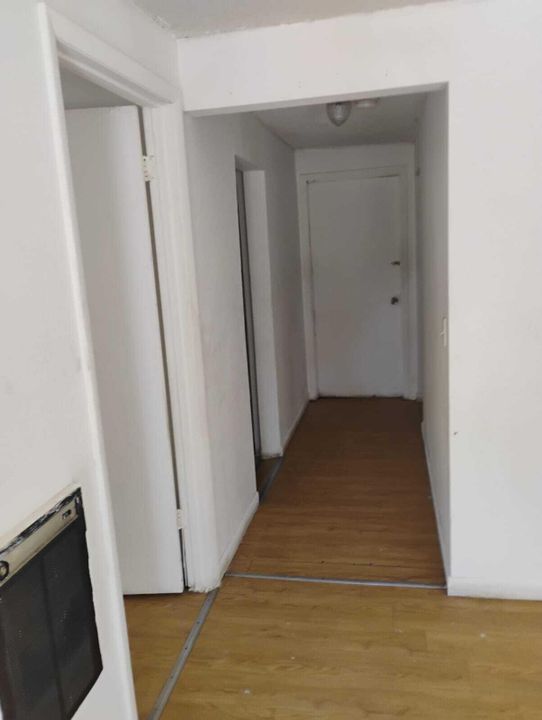 На продажу: $145,500 (2 спален, 1 ванн, 777 Квадратных фут)