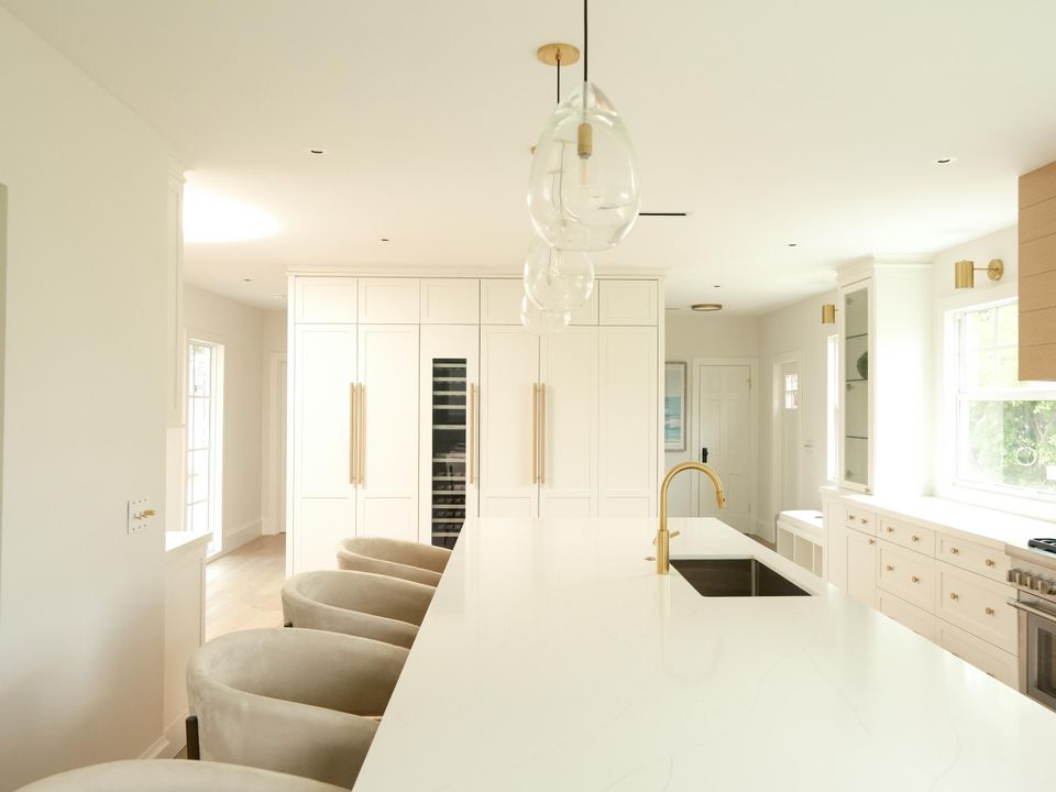 出租: $35,000 (4 贝兹, 2 浴室, 3100 平方英尺)