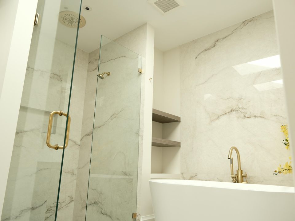 出租: $35,000 (4 贝兹, 2 浴室, 3100 平方英尺)