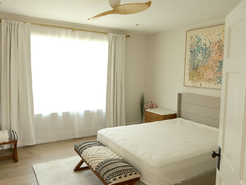 出租: $35,000 (4 贝兹, 2 浴室, 3100 平方英尺)