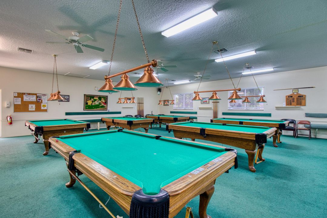 For Sale: $409,000 (2 beds, 2 baths, 700 Square Feet)