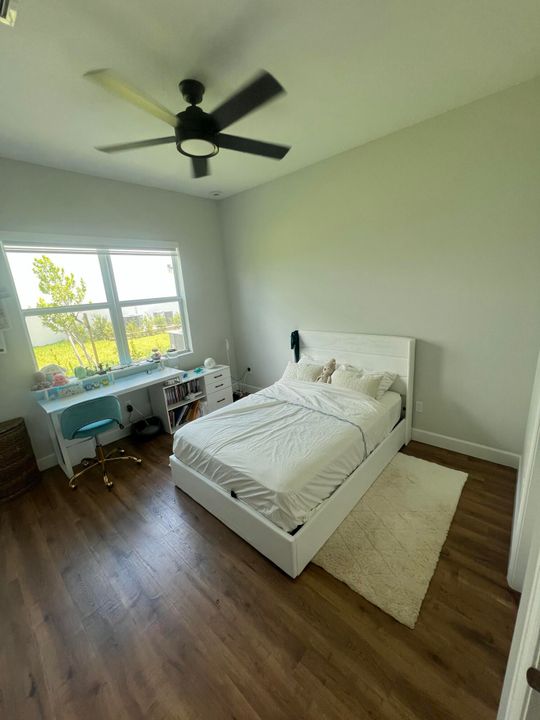 For Sale: $899,000 (4 beds, 4 baths, 3172 Square Feet)