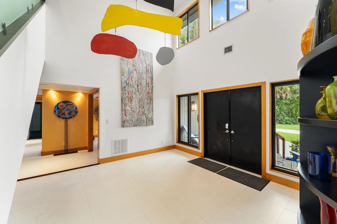 待售: $5,250,000 (6 贝兹, 4 浴室, 4302 平方英尺)