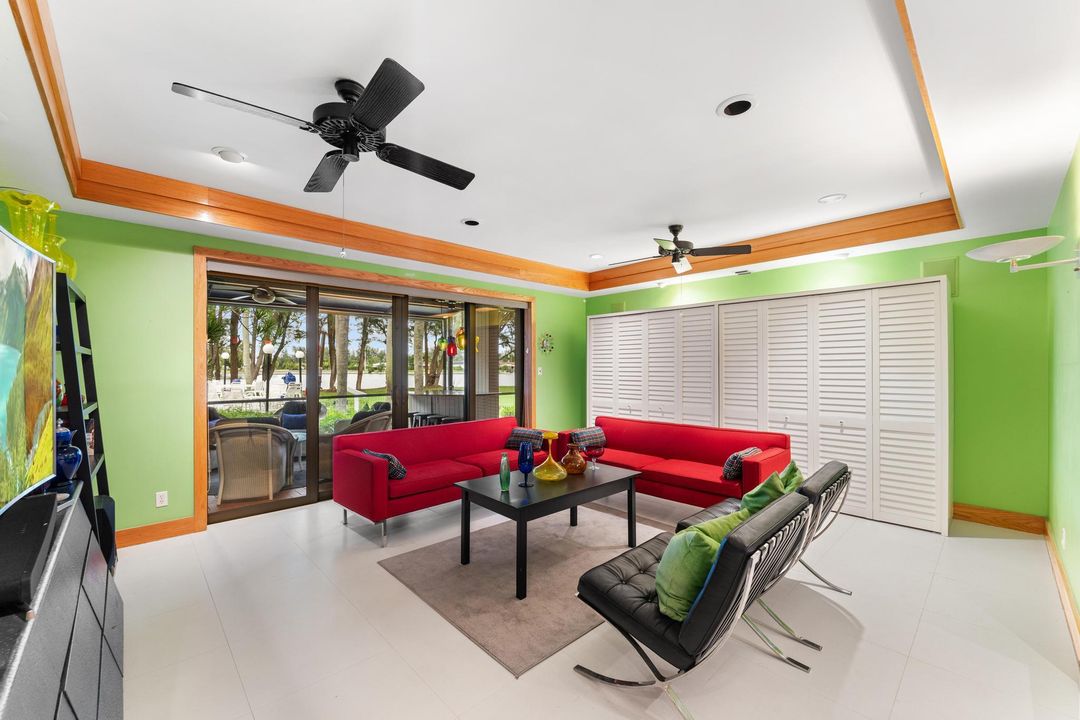 待售: $5,250,000 (6 贝兹, 4 浴室, 4302 平方英尺)