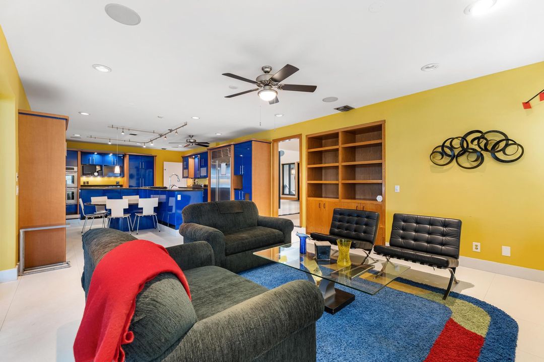 待售: $5,250,000 (6 贝兹, 4 浴室, 4302 平方英尺)