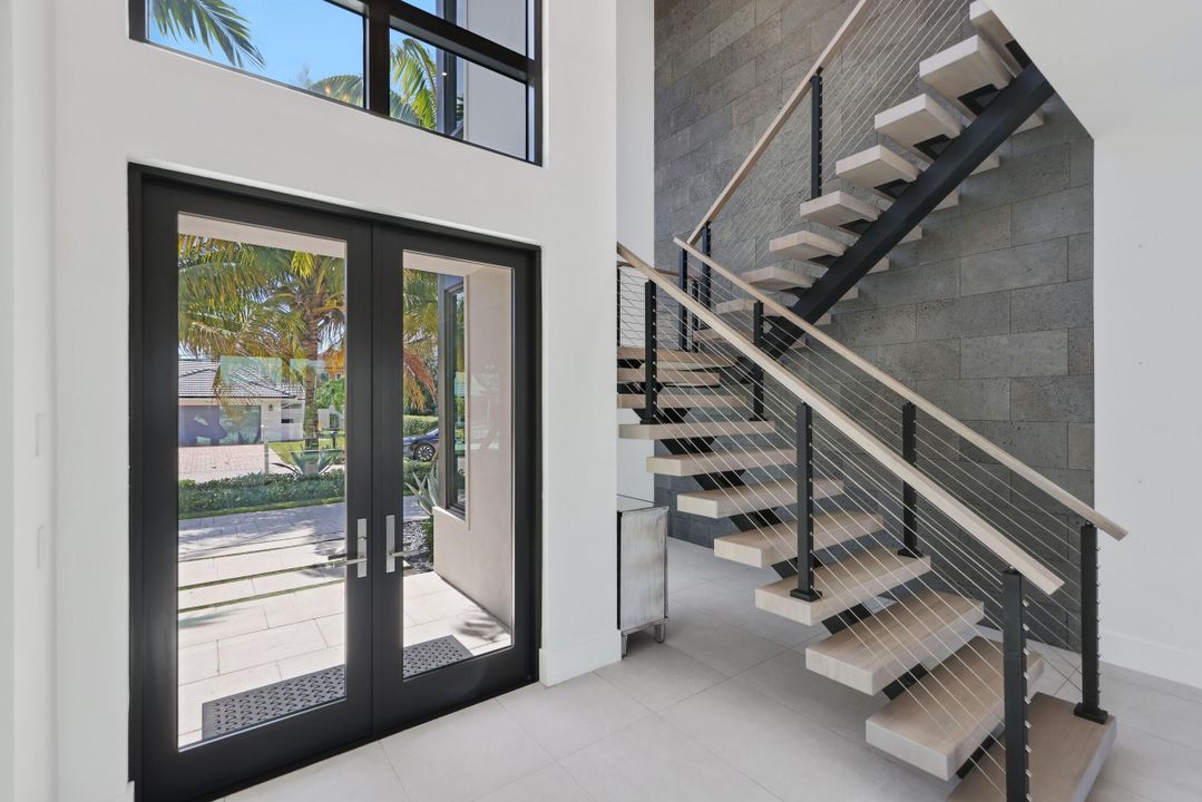 待售: $5,695,000 (6 贝兹, 6 浴室, 4507 平方英尺)