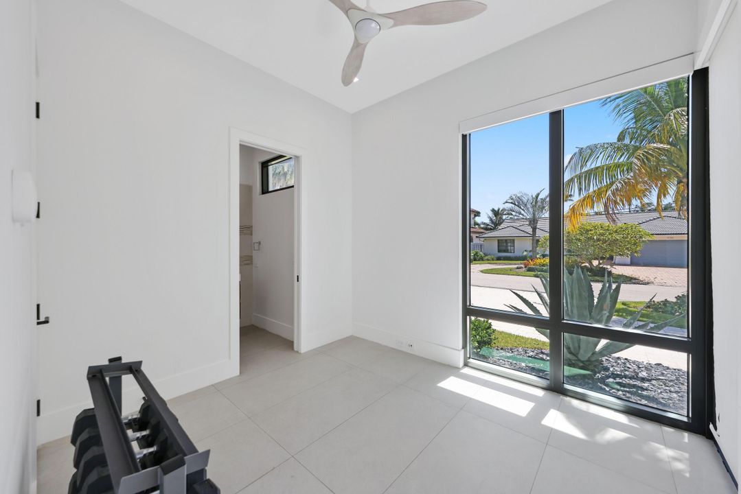 待售: $5,695,000 (6 贝兹, 6 浴室, 4507 平方英尺)