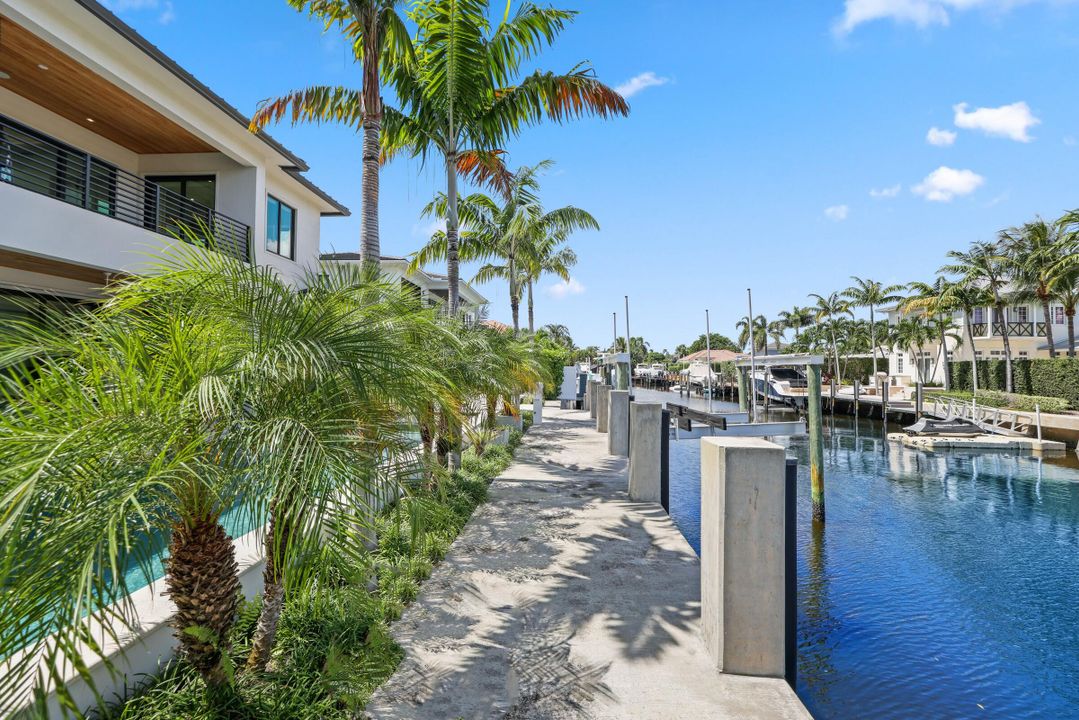 待售: $5,695,000 (6 贝兹, 6 浴室, 4507 平方英尺)