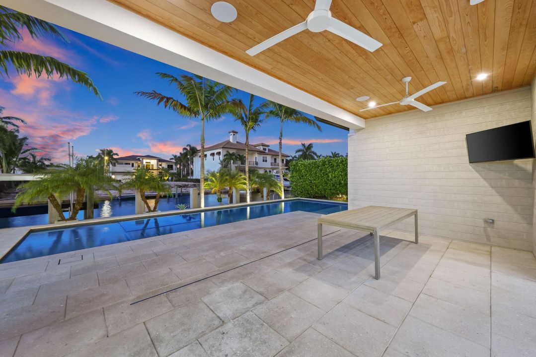 待售: $5,695,000 (6 贝兹, 6 浴室, 4507 平方英尺)