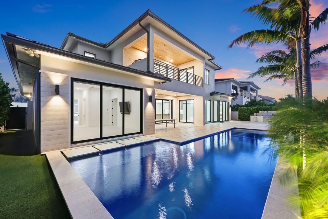 待售: $5,695,000 (6 贝兹, 6 浴室, 4507 平方英尺)