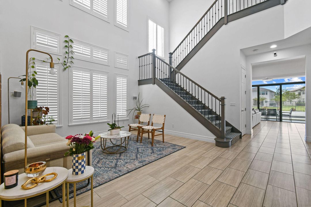 Activo con contrato: $1,999,999 (5 camas, 6 baños, 4783 Pies cuadrados)