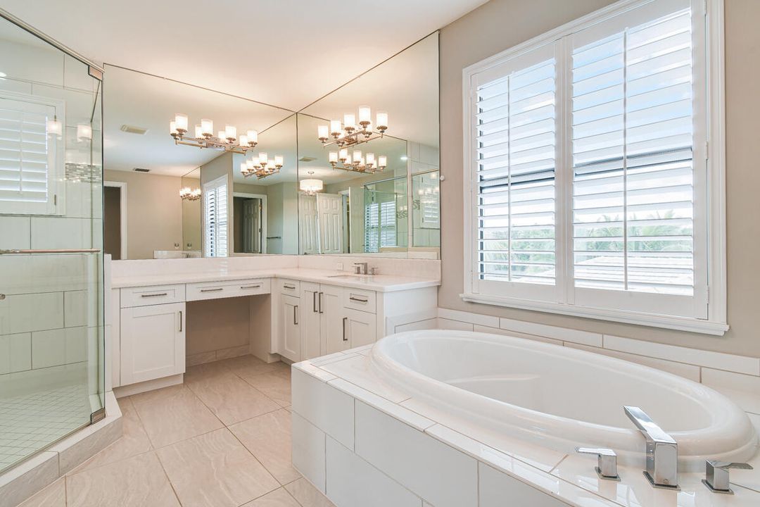 Activo con contrato: $1,999,999 (5 camas, 6 baños, 4783 Pies cuadrados)