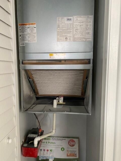 Activo con contrato: $2,100 (2 camas, 2 baños, 860 Pies cuadrados)