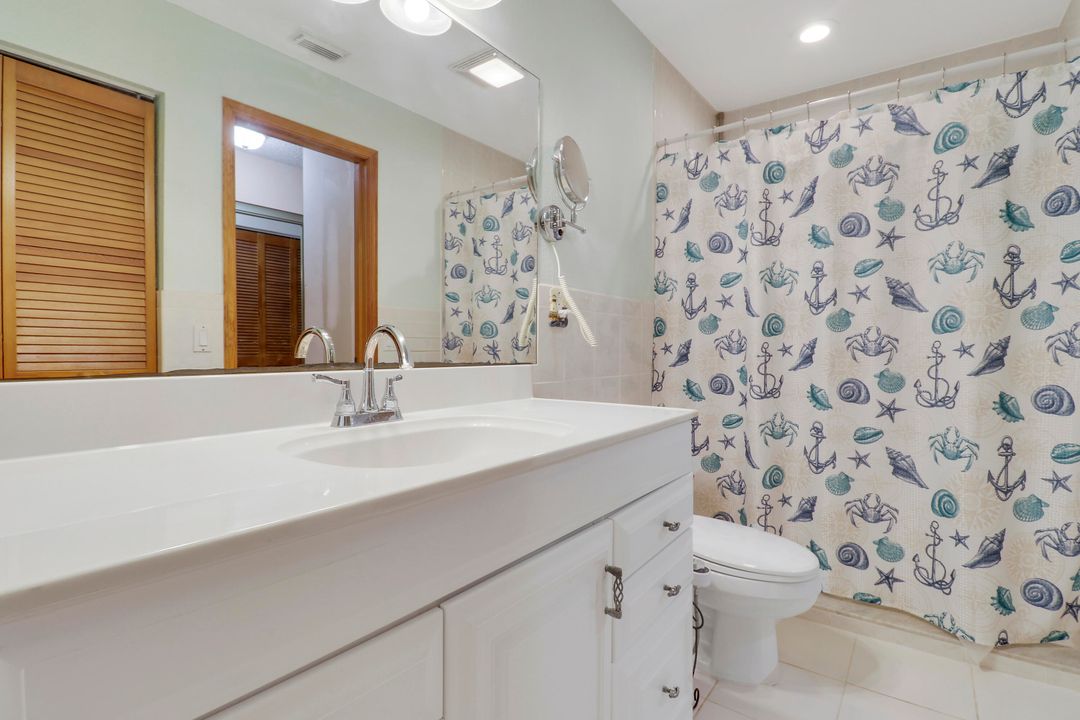 For Sale: $1,399,000 (6 beds, 3 baths, 3049 Square Feet)