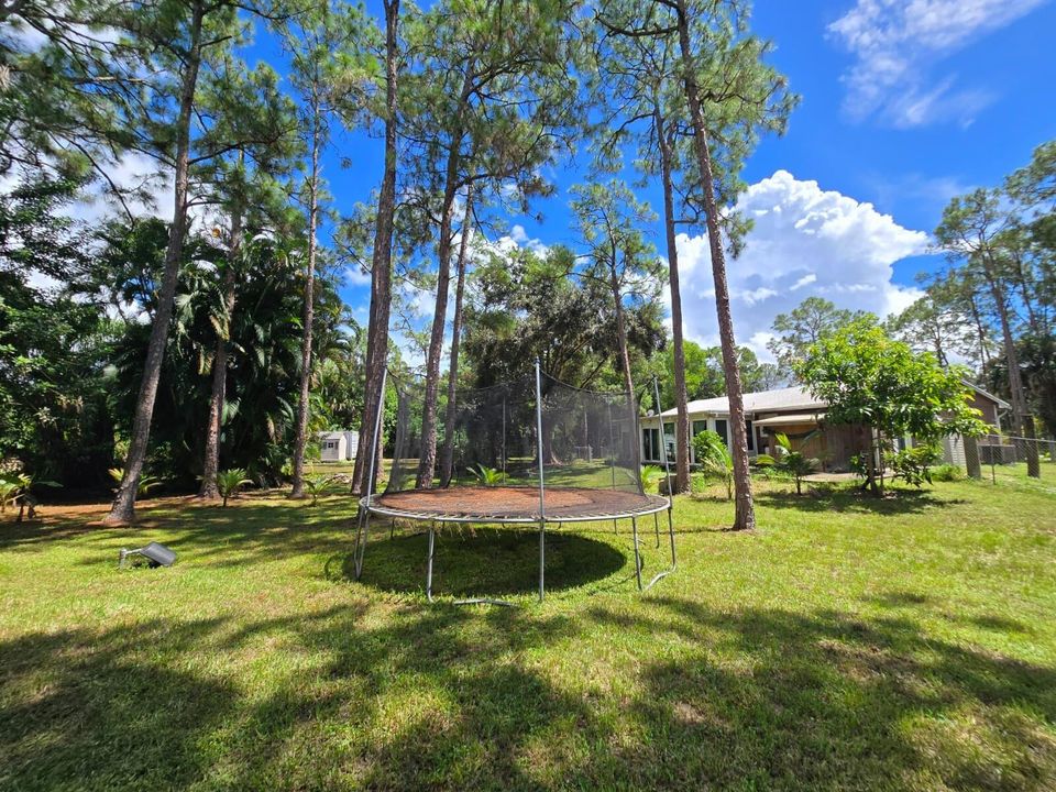 For Sale: $619,000 (3 beds, 2 baths, 1410 Square Feet)