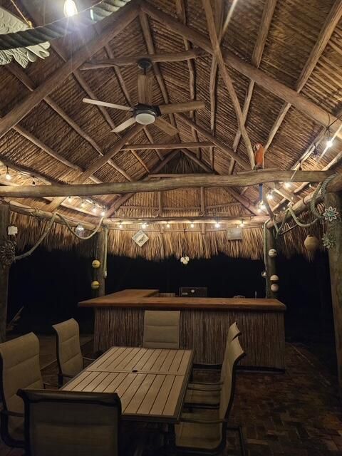 For Sale: $1,399,000 (6 beds, 3 baths, 3049 Square Feet)