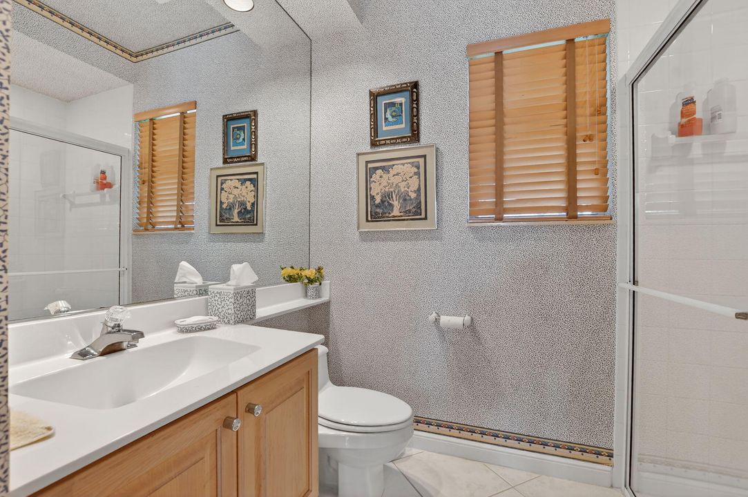 合同活跃: $1,395,000 (3 贝兹, 3 浴室, 3320 平方英尺)