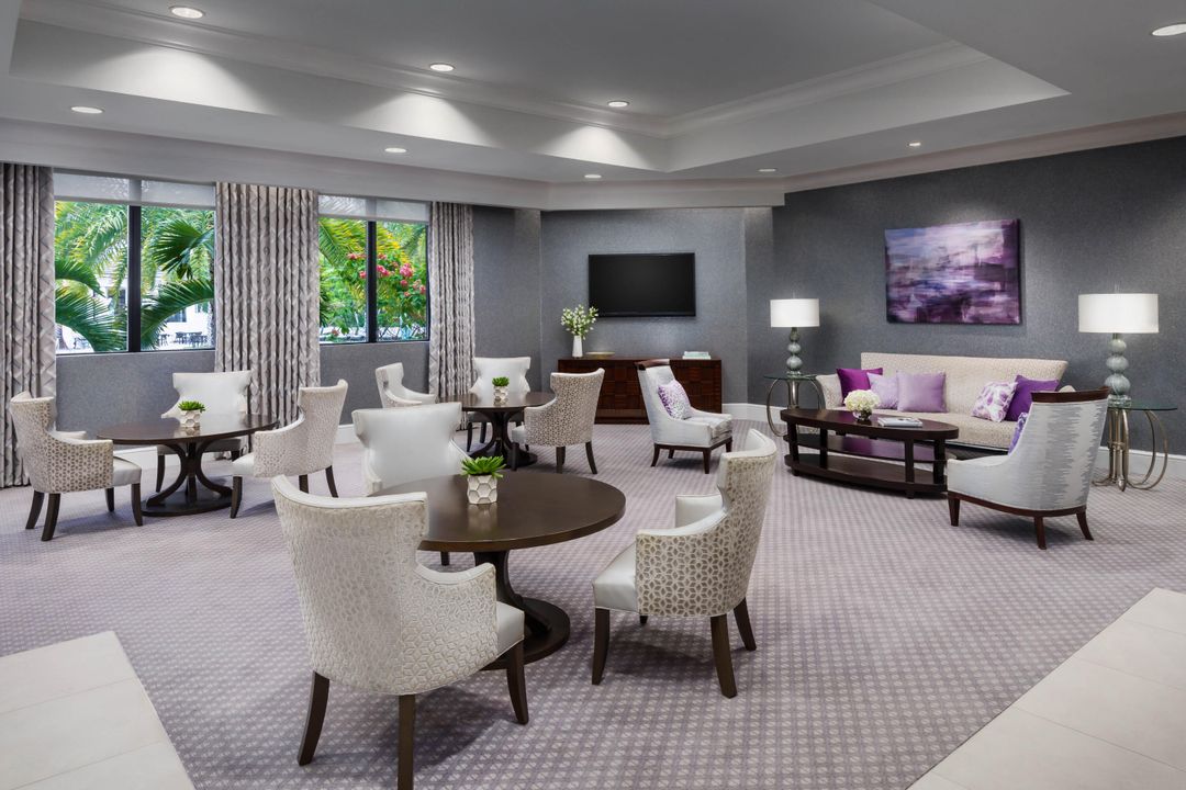 合同活跃: $1,395,000 (3 贝兹, 3 浴室, 3320 平方英尺)