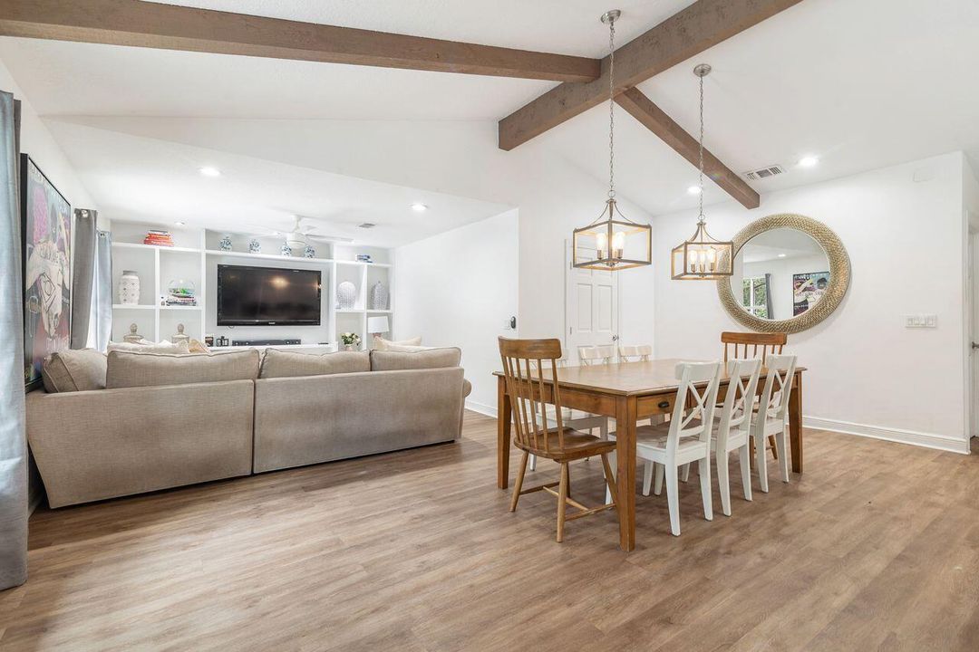 На продажу: $1,699,000 (5 спален, 3 ванн, 3002 Квадратных фут)