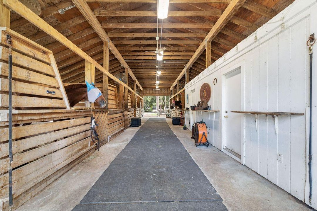 На продажу: $1,699,000 (5 спален, 3 ванн, 3002 Квадратных фут)