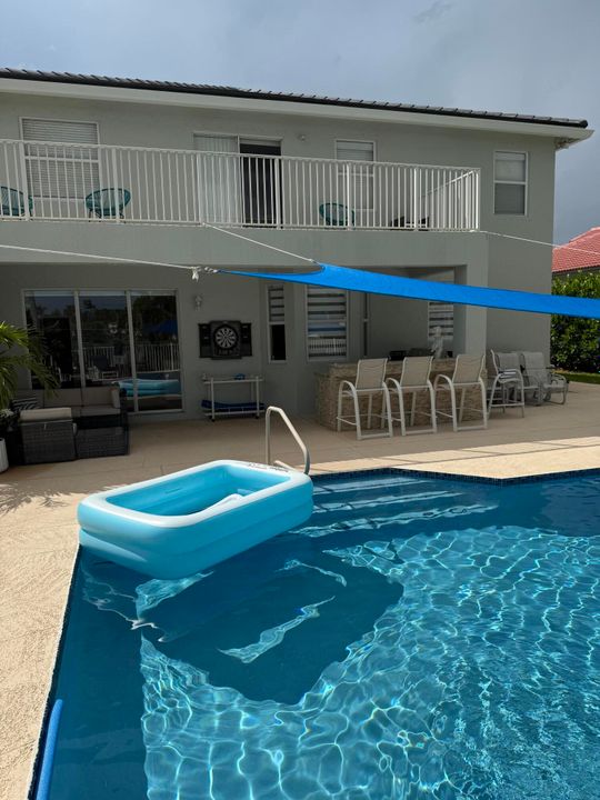 Active With Contract: $11,500 (4 beds, 3 baths, 3506 Square Feet)