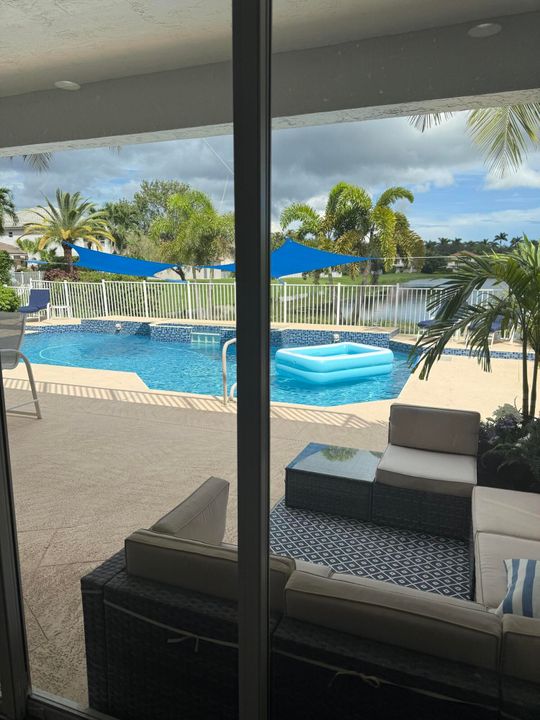 Active With Contract: $11,500 (4 beds, 3 baths, 3506 Square Feet)