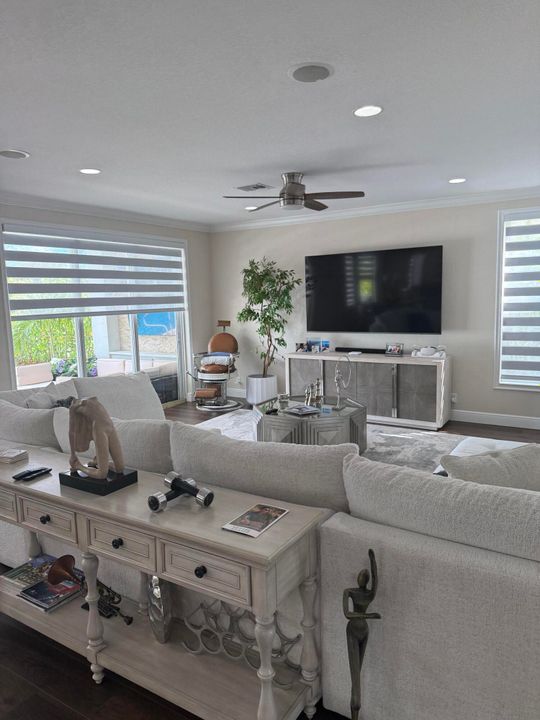 Active With Contract: $11,500 (4 beds, 3 baths, 3506 Square Feet)