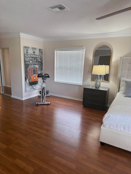 Active With Contract: $11,500 (4 beds, 3 baths, 3506 Square Feet)